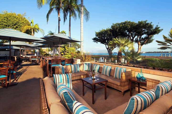 Lounge 177 of 224