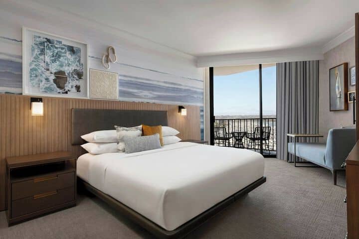 Room 14 of 224