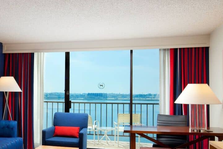 Room 73 of 224