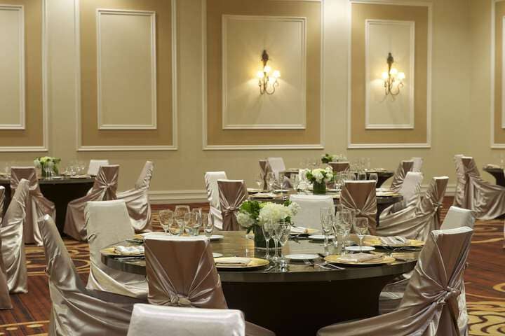 Ballroom/Hall 92 of 114