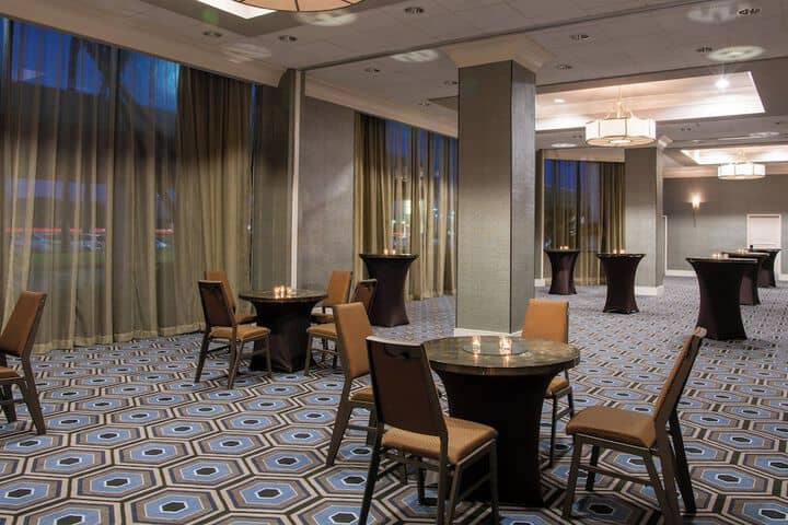 Hotel Interior 4 of 114